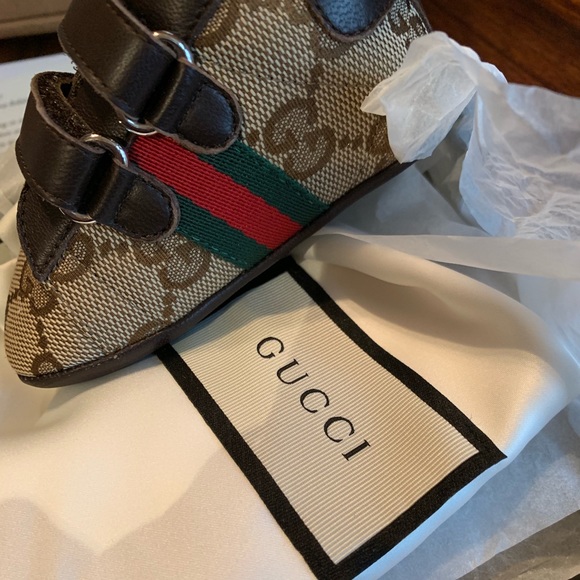 gucci shoes poshmark